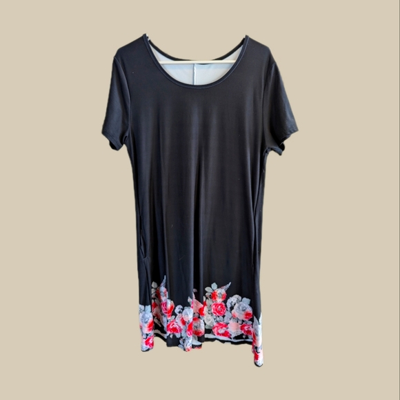 Dresses & Skirts - Dress